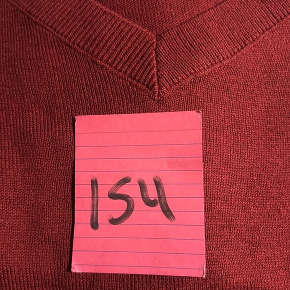 Lucky Brand Women's Red V-Neck Sweater, XX-Large - Picture 11 of 11